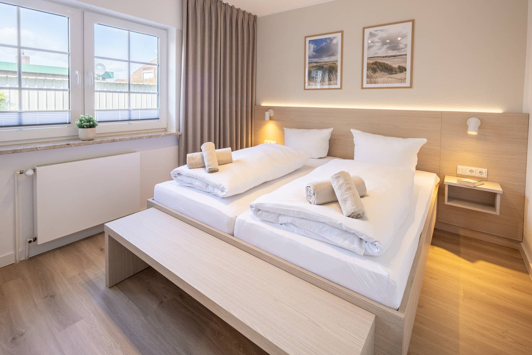 Ferienwohnung Riedgras 3 – Schlafzimmer mit Doppelbett