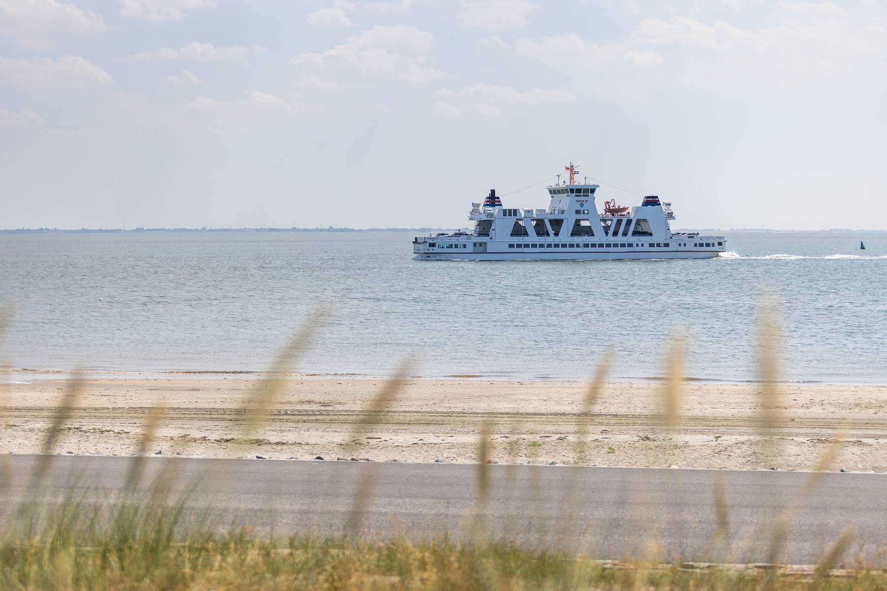Mit der Fähre zur Insel